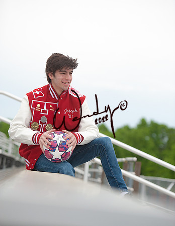 2021SeniorJoe-0271-Do_not_copyPROOF