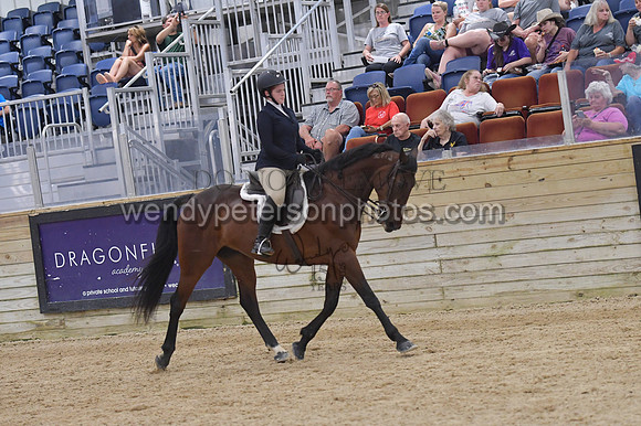 083_9499-Do_not_copy_PROOF