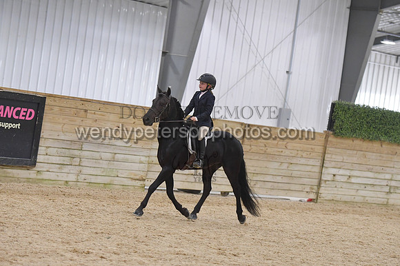 074_9175-Do_not_copy_PROOF