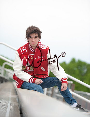 2021SeniorJoe-0229-Do_not_copyPROOF