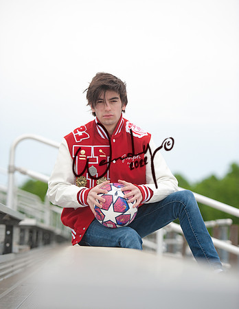 2021SeniorJoe-0248-Do_not_copyPROOF