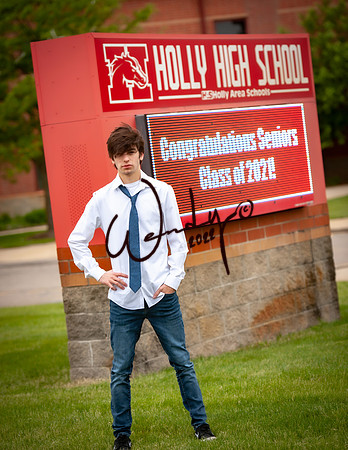 2021SeniorJoe-0324-Do_not_copyPROOF