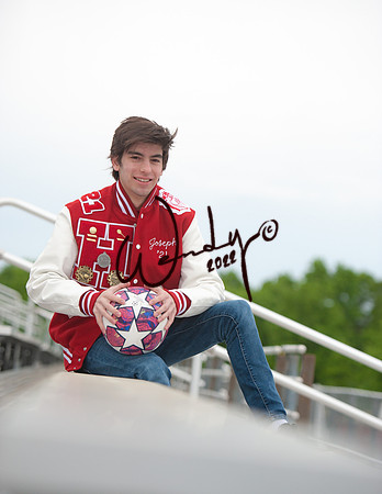 2021SeniorJoe-0273-Do_not_copyPROOF