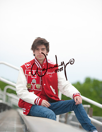 2021SeniorJoe-0211-Do_not_copyPROOF